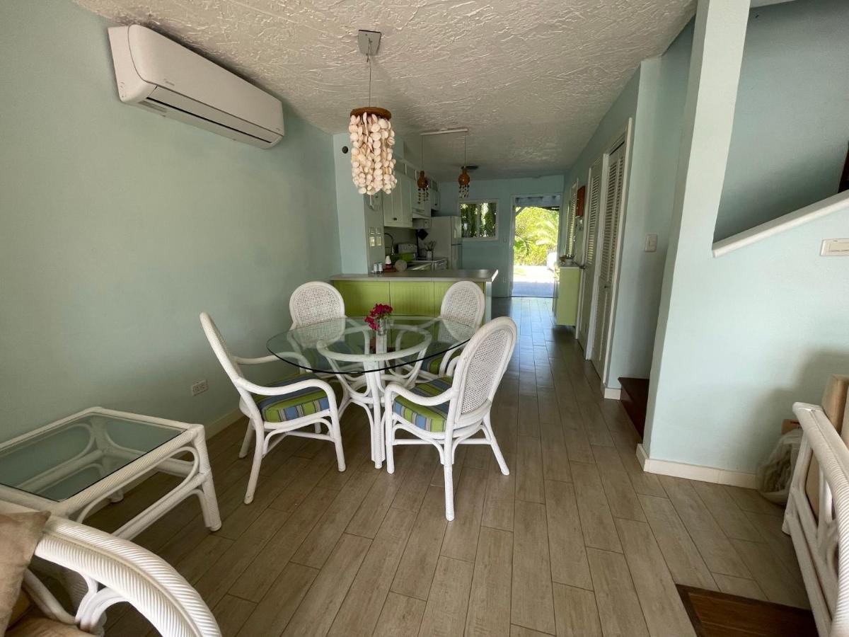 Sunny Villa In The Marina - Excellent Water Views Jolly Harbour 외부 사진